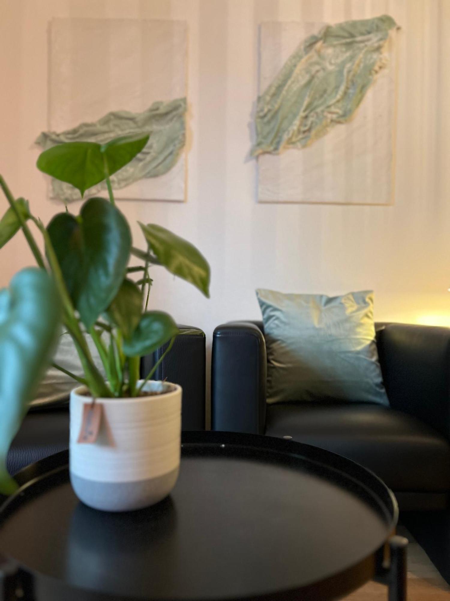 Mintara Komfort Apartment Mit Grill -Terrasse, Sky Und Parkplatz Магдебург Екстериор снимка